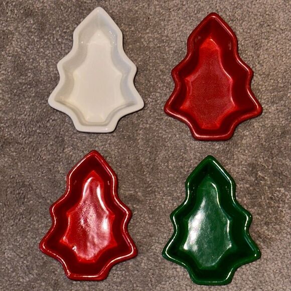 Christmas Tree Ramekins! - Picture 1 of 4